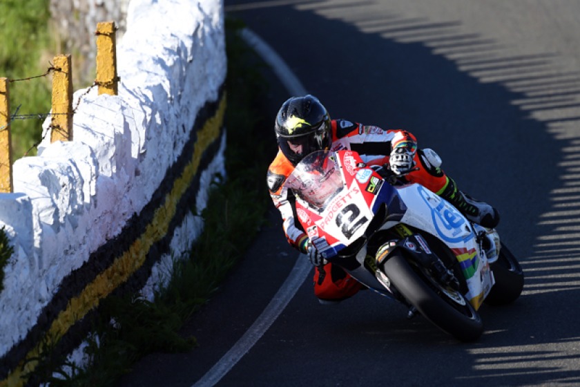 Bruce Anstey set the fastest Superbike lap of the week last night