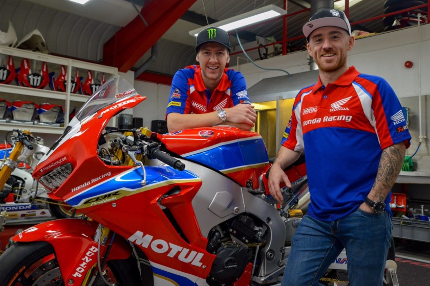 Ian Hutchinson and Lee Johnston will race for Honda during the 2018 road racing season.