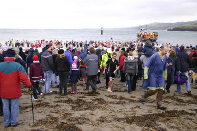 A previous New Year's Day dip in Peel