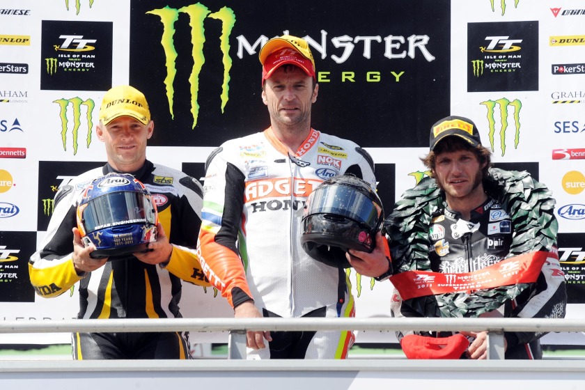 Bruce Anstey (centre) won Supersport 1, with Keith Amor (left) in 2nd and Guy Martin (right) in 3rd